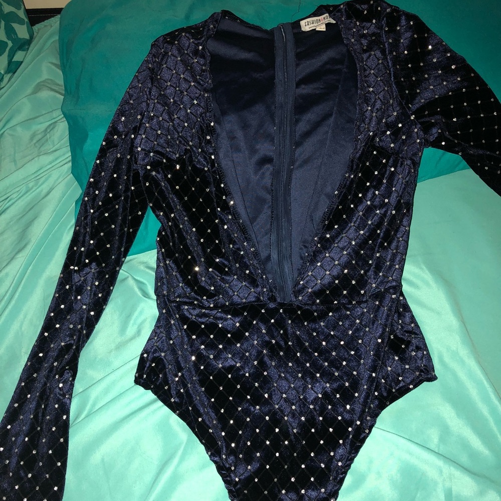 Fashion Nova lowcut bodysuit